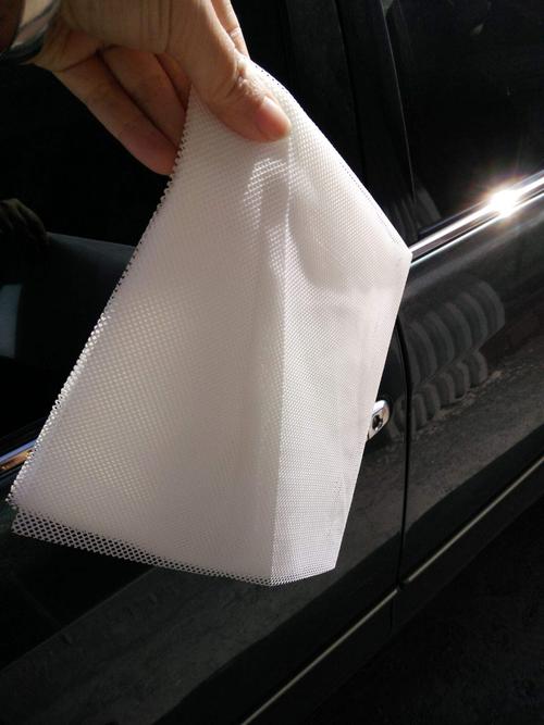 粘尘布对冲裁断面质量的影响分析